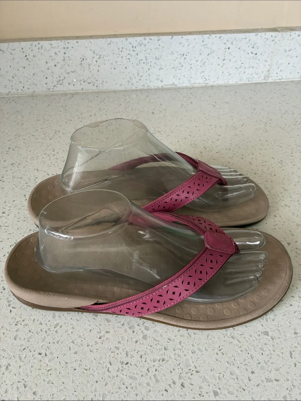 Bionic Sandals - Picture 2 of 8